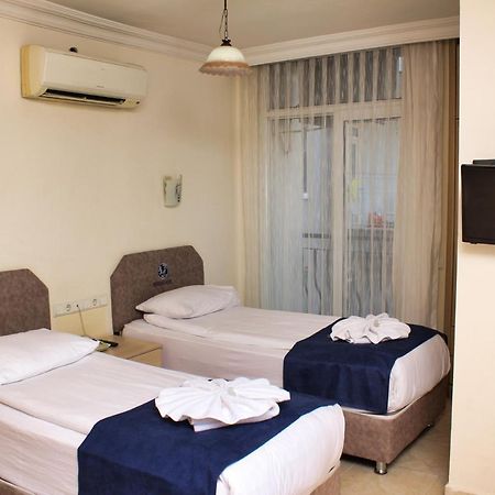 Berrak Su Hotel Анталия Екстериор снимка