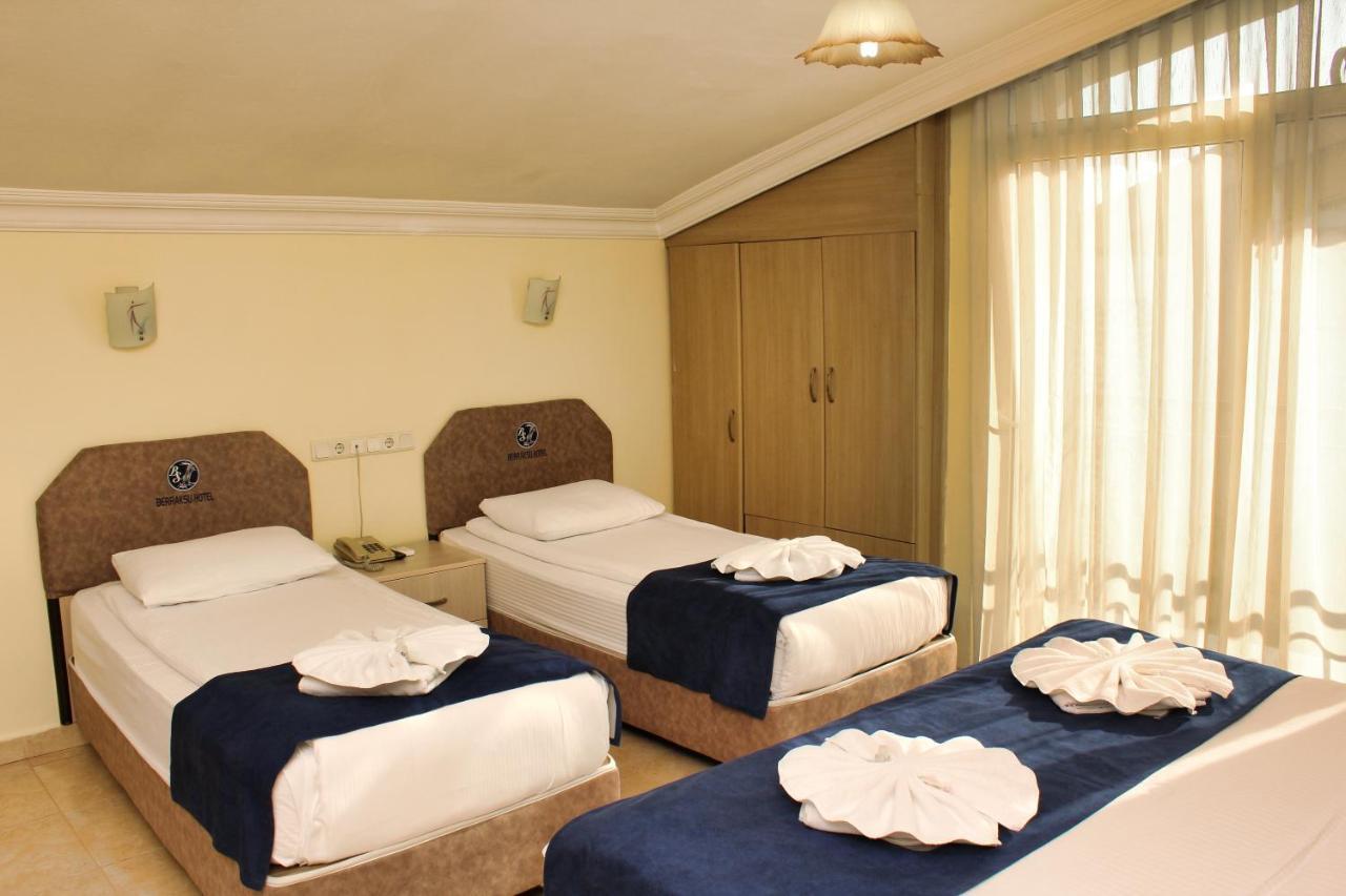 Berrak Su Hotel Анталия Екстериор снимка