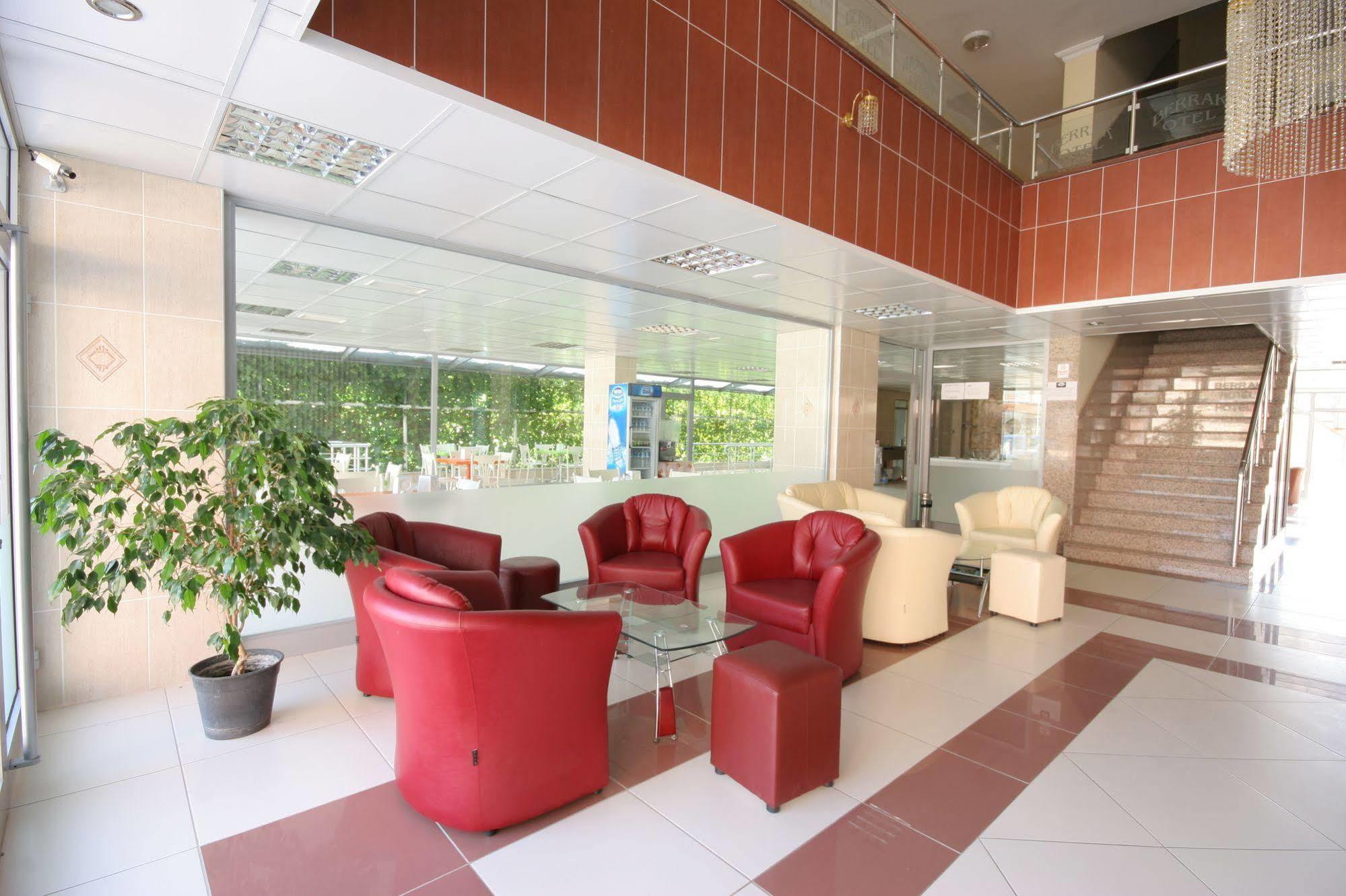 Berrak Su Hotel Анталия Екстериор снимка