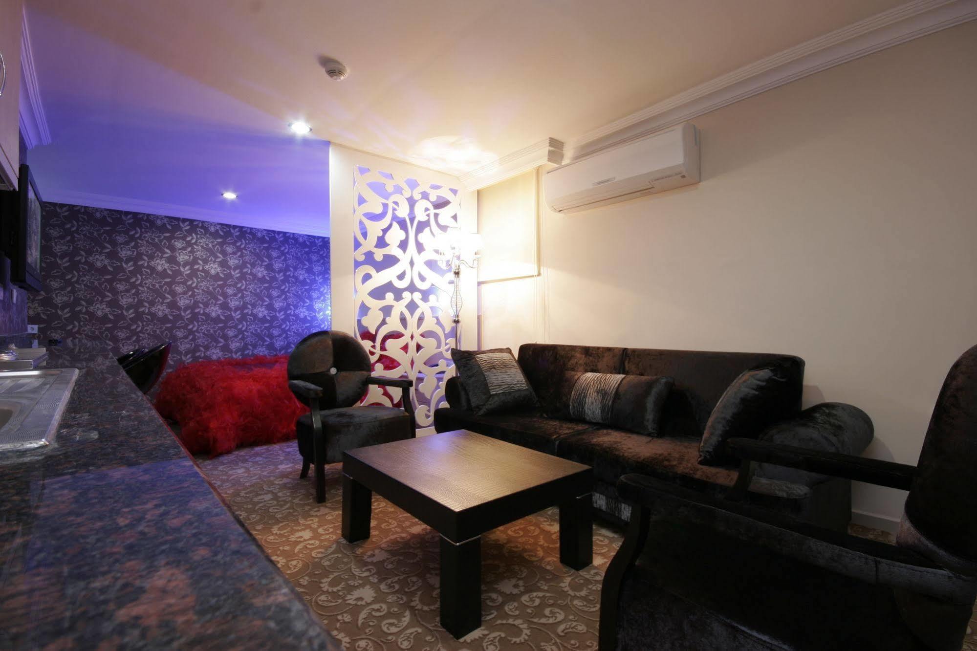 Berrak Su Hotel Анталия Екстериор снимка