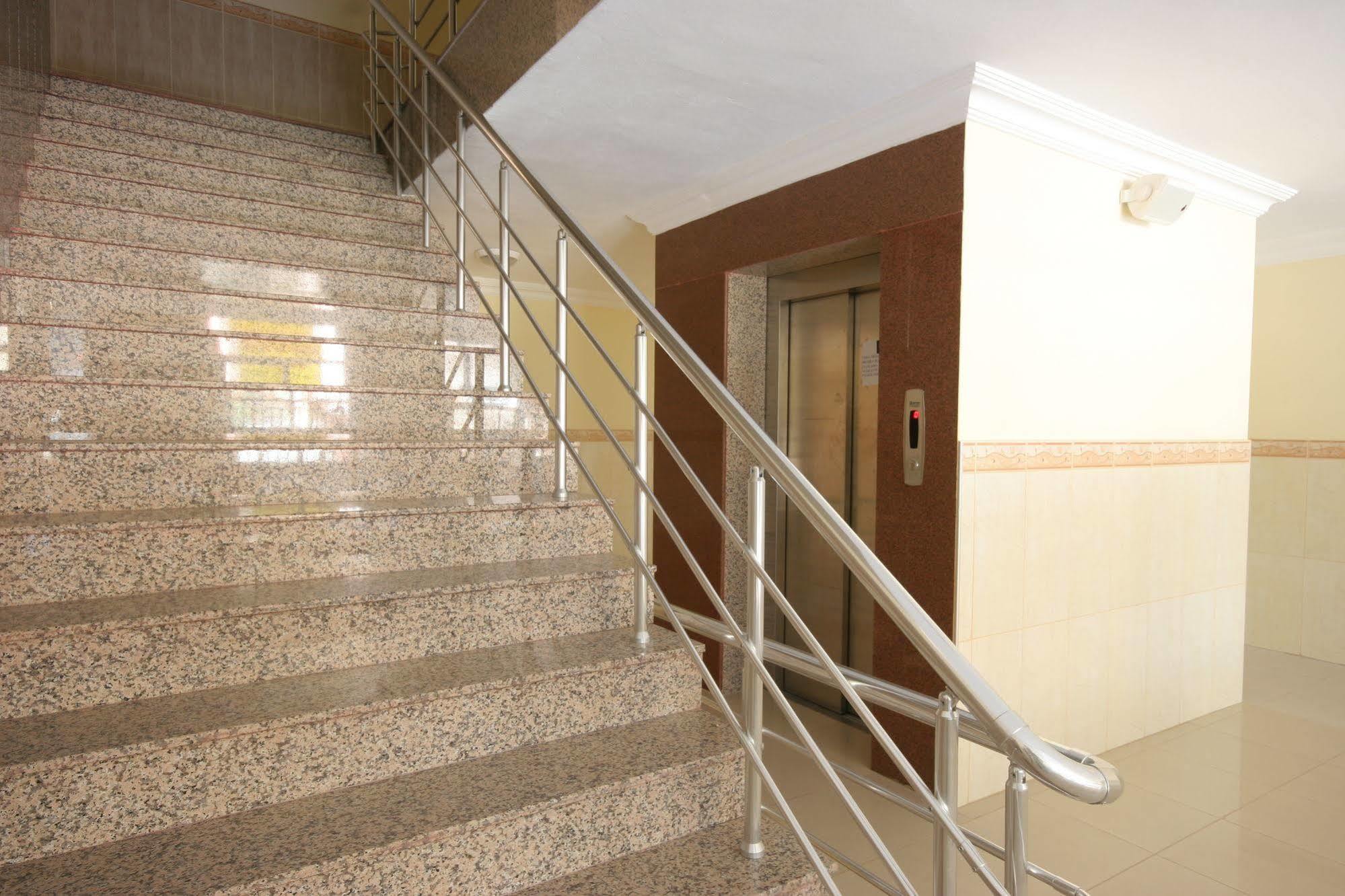 Berrak Su Hotel Анталия Екстериор снимка