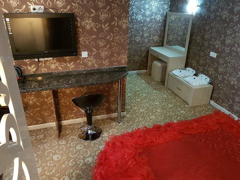 Berrak Su Hotel Анталия Екстериор снимка
